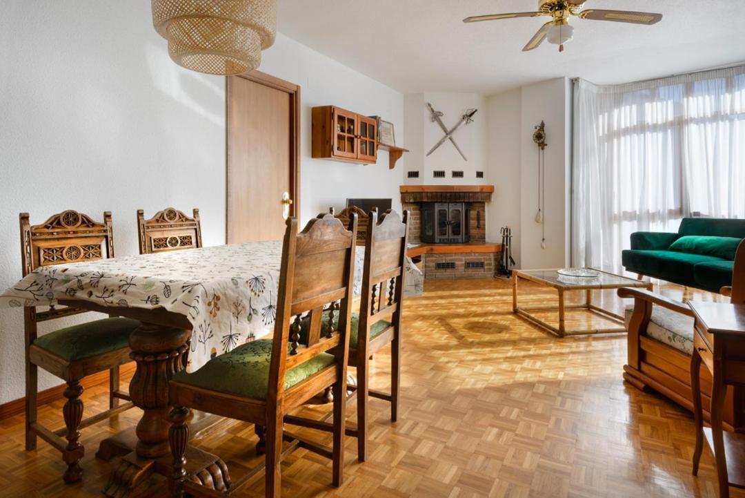 Turistico Calle Mayor Apartment Jaca